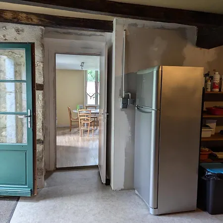 Maison De Charme En Pleine Nature Avec Jardin, Terrasse Et Equipements Familiaux - Fr-1-653-74 Holiday home Montmoreau