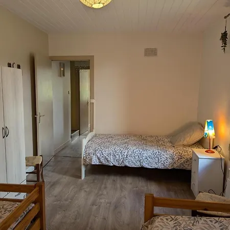 Maison De Charme En Pleine Nature Avec Jardin, Terrasse Et Equipements Familiaux - Fr-1-653-74 Holiday home Montmoreau
