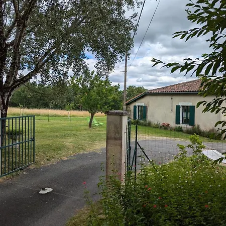 Tatil Evi Maison De Charme En Pleine Nature Avec Jardin, Terrasse Et Equipements Familiaux - Fr-1-653-74 Montmoreau